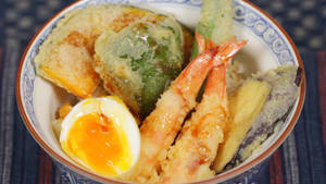 Tempura And Egg Wallpaper