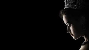 The Crown Queen Elizabeth Black Backdrop Wallpaper