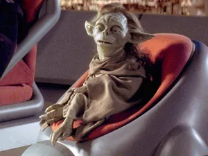 The Cutest Baby Yoda - Yaddle Wallpaper