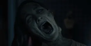 The Haunting Of Hill House Bent Neck Wallpaper