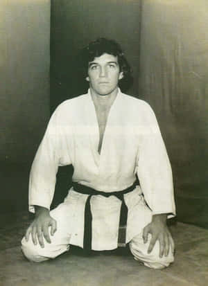 The Legendary Rickson Gracie In Action Wallpaper
