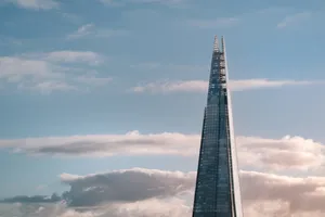 The Shard In The Skies Wallpaper