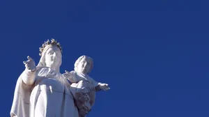 The Virgin Mary Statue Wallpaper