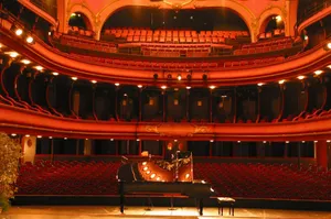 Theatre Du Casino Grand Cercle Wallpaper