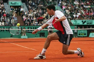Tim Henman Reaching Ball Wallpaper
