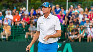 Tim Petrovic Against The Crowd Wallpaper