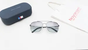 Tommy Hilfiger Blue Lens Rectangular Wallpaper