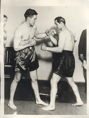 Tommy Loughran Vs Pete Latzo Wallpaper