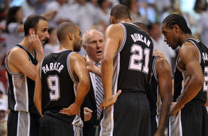 Tony Parker Coach Huddling Wallpaper