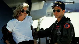 Top Gun Tom Cruise And Kelly Mcgillis Wallpaper