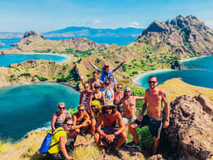 Tourist Group Shot On Komodo Island Wallpaper