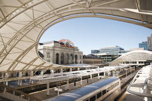 Train Tracks Of Union Station Wallpaper