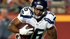 Tyler Lockett Football Player Seattle Seahawks Sports Wallpaper