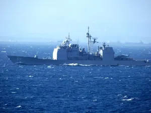 U S Navy Ship In Mediterranean Sea Wallpaper