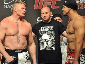 Ufc 141: Brock Lesnar Vs. Frank Mir Wallpaper