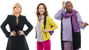 Unbreakable Kimmy Schmidt Cast In White Wallpaper