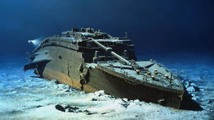 Underwater Sunken Titanic Wallpaper