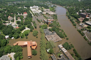 University Of Iowa Aerial View Wallpaper