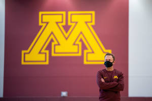 University Of Minnesota Sports Coach Wallpaper