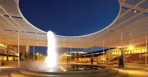 University Of Texas Water Fountain Wallpaper