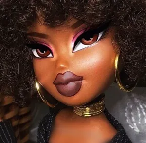 Unleashing Your Inner Diva With Black Bratz Aesthetic. Wallpaper