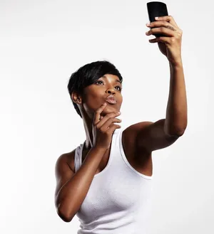 Vain Dark-skinned Woman Wallpaper