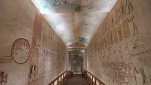 Valleyofthe Kings Tomb Passage Wallpaper