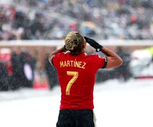 Venezuelan Footballer Josef Martinez Flying Kiss In The Snow Wallpaper