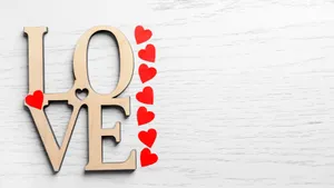 Vertical Word Love Wallpaper