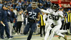 Victorious Derrick Henry Wallpaper