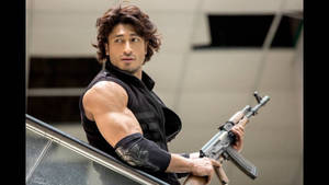 Vidyut Jamwal Rifle Gun Wallpaper
