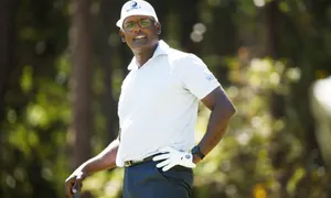 Vijay Singh Hand On Waist Wallpaper