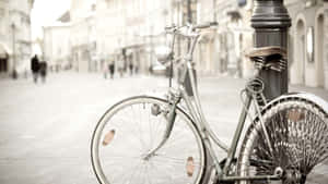 Vintage Desktop City Bicycle Wallpaper