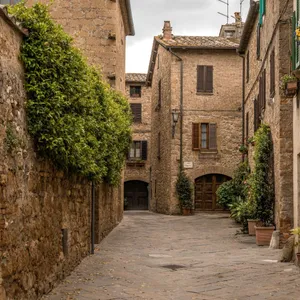 Vintage Italian Pienza Village Phonograph Wallpaper