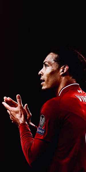 Virgil Van Dijk Clapping Wallpaper