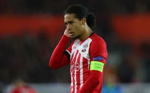 Virgil Van Dijk In Field Wallpaper