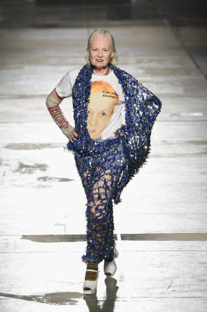 Vivienne Westwood Modelling Wallpaper