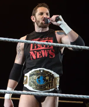 Wade Barrett Talking To The Fans Wallpaper
