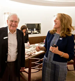 Warren Buffett Mary Rhinehart Berkshire Ceos Wallpaper