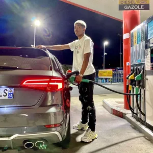 Wesley Fofana Gas Station Wallpaper