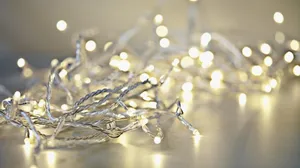 White Christmas Aesthetic Lights Wallpaper