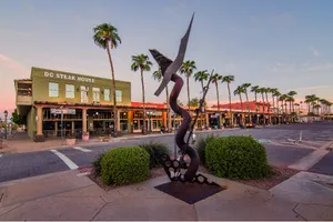 Wooden Statue In Downtown Chandler Wallpaper