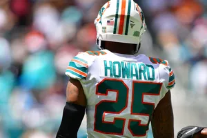 Xavien Howard Football 25 Jersey Wallpaper