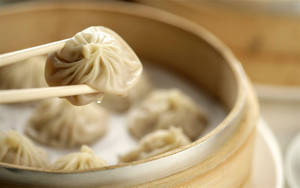 Xiaolongbao Dumpling Food And Chopsticks Wallpaper