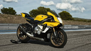 Yellow Yamaha Yzf 1920x1080 Hd Bikes Wallpaper