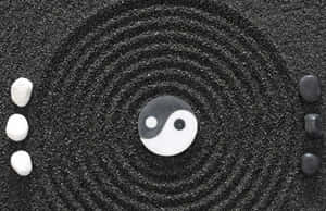 Yin Yang In Concentric Sand Circle 4k Wallpaper