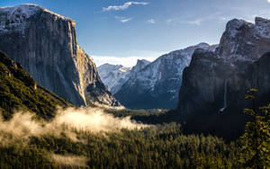 Yosemite National Park Mist Wallpaper