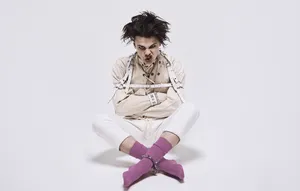 Yungblud 21st Century Liability Desktop Wallpaper