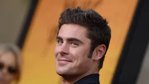 Zac Efron, The Happy-go-lucky Hollywood Actor Wallpaper